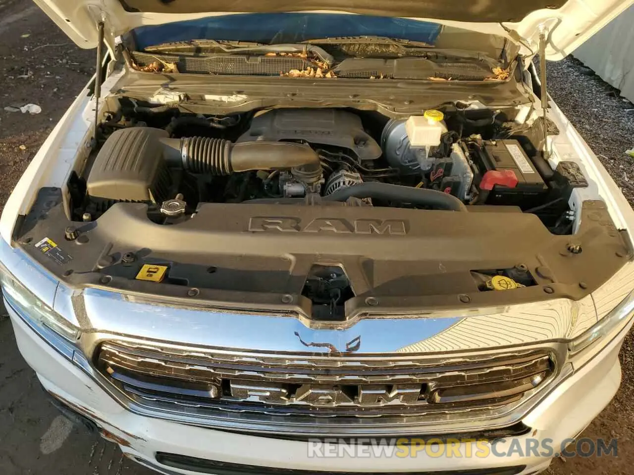11 Photograph of a damaged car 1C6SRFHT5KN692740 RAM 1500 2019