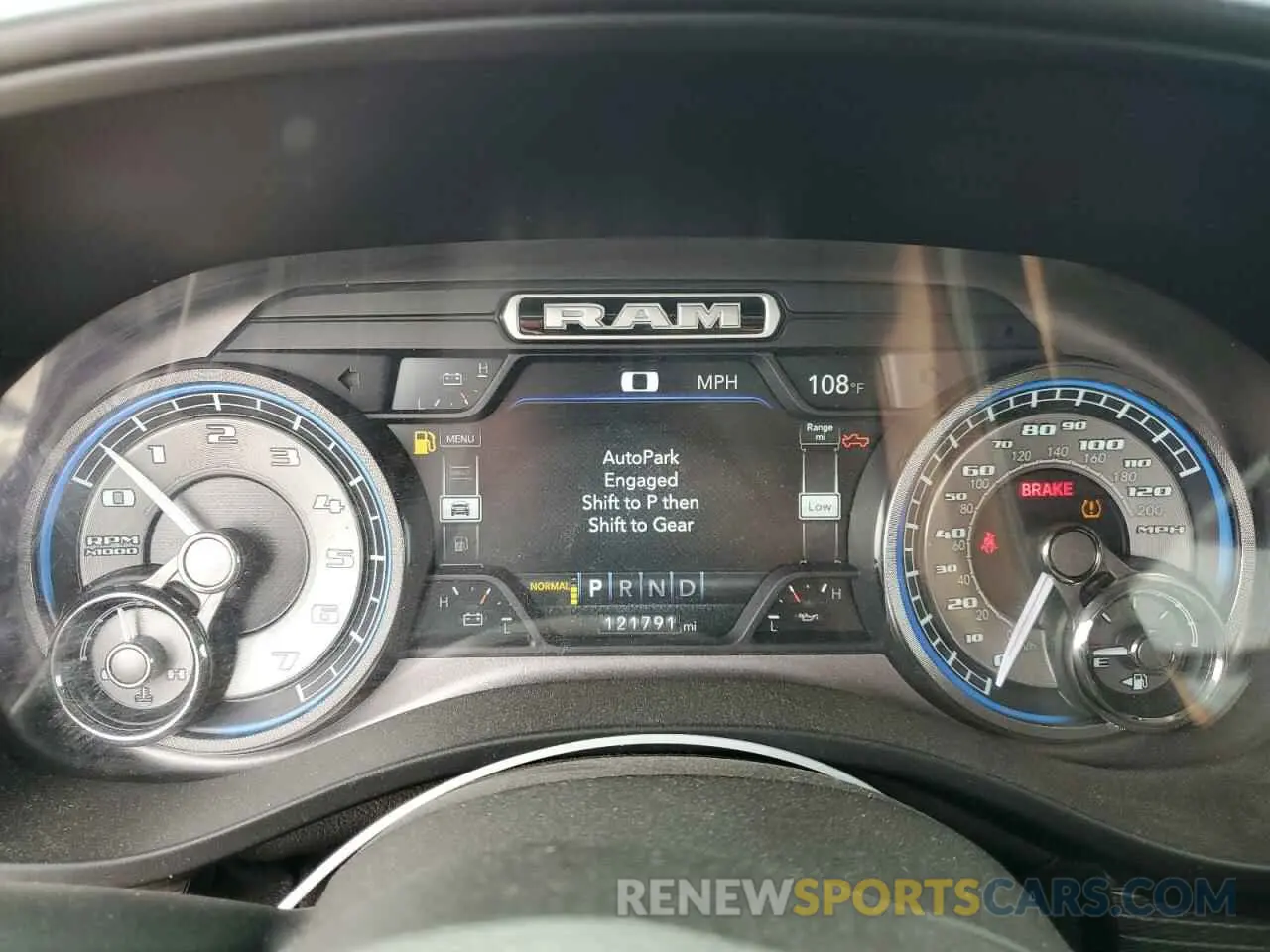9 Photograph of a damaged car 1C6SRFHT6KN802033 RAM 1500 2019