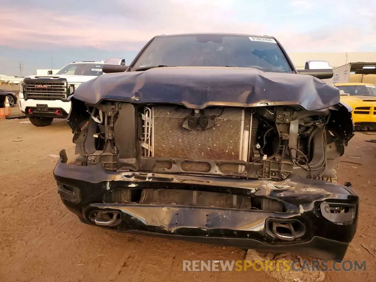5 Photograph of a damaged car 1C6SRFHT7KN550891 RAM 1500 2019