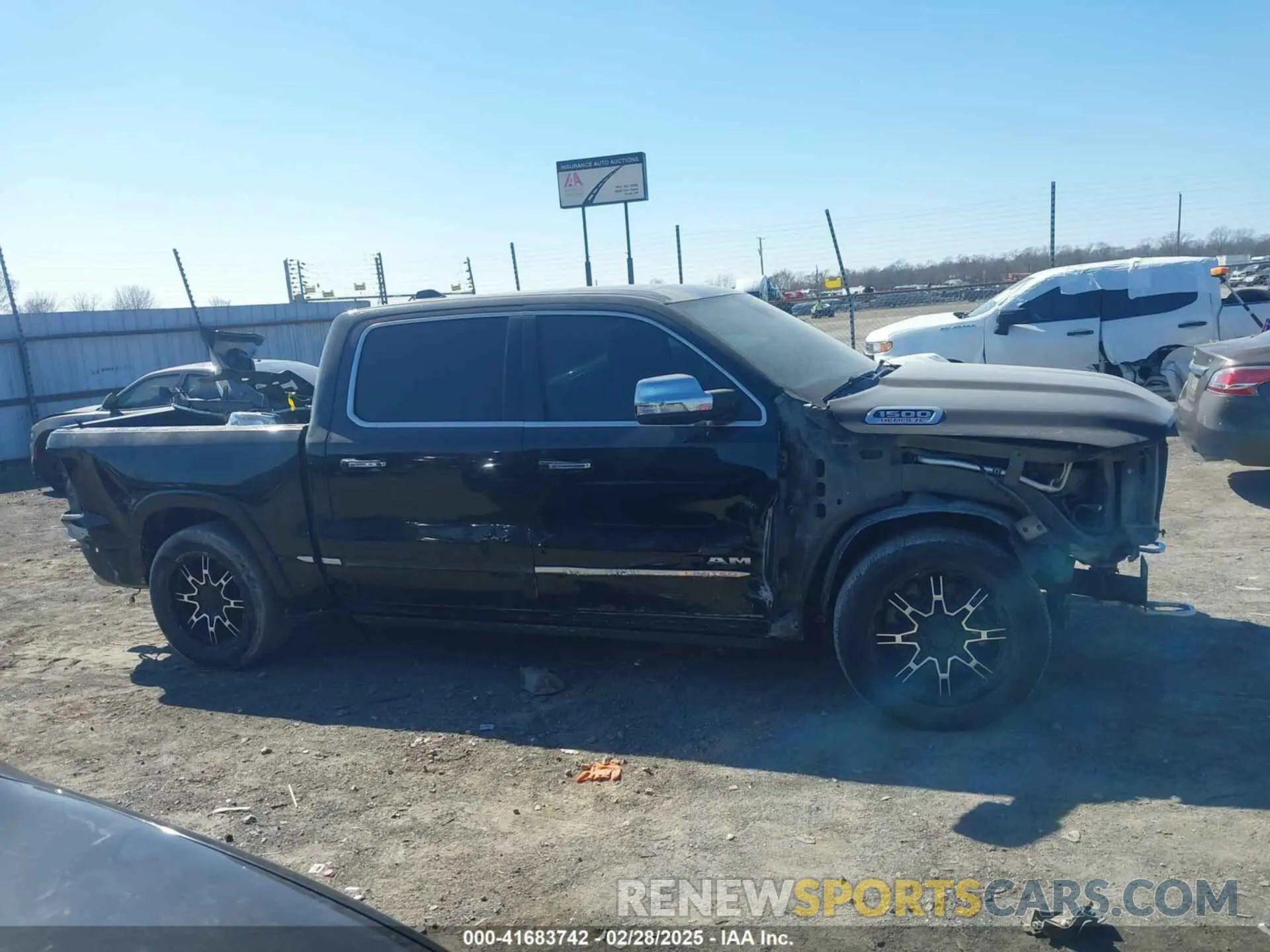 14 Photograph of a damaged car 1C6SRFHT7KN861608 RAM 1500 2019
