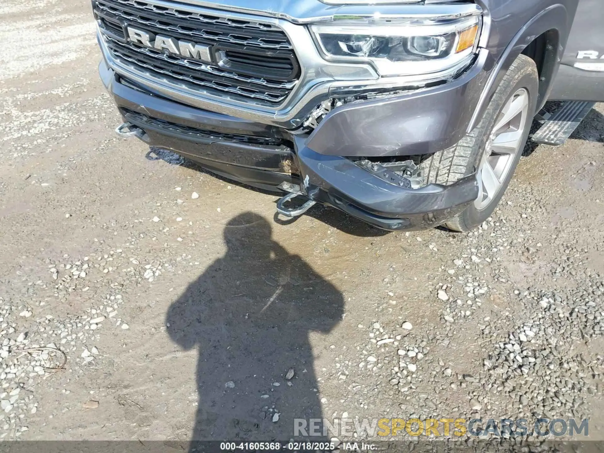 6 Photograph of a damaged car 1C6SRFHT8KN549846 RAM 1500 2019