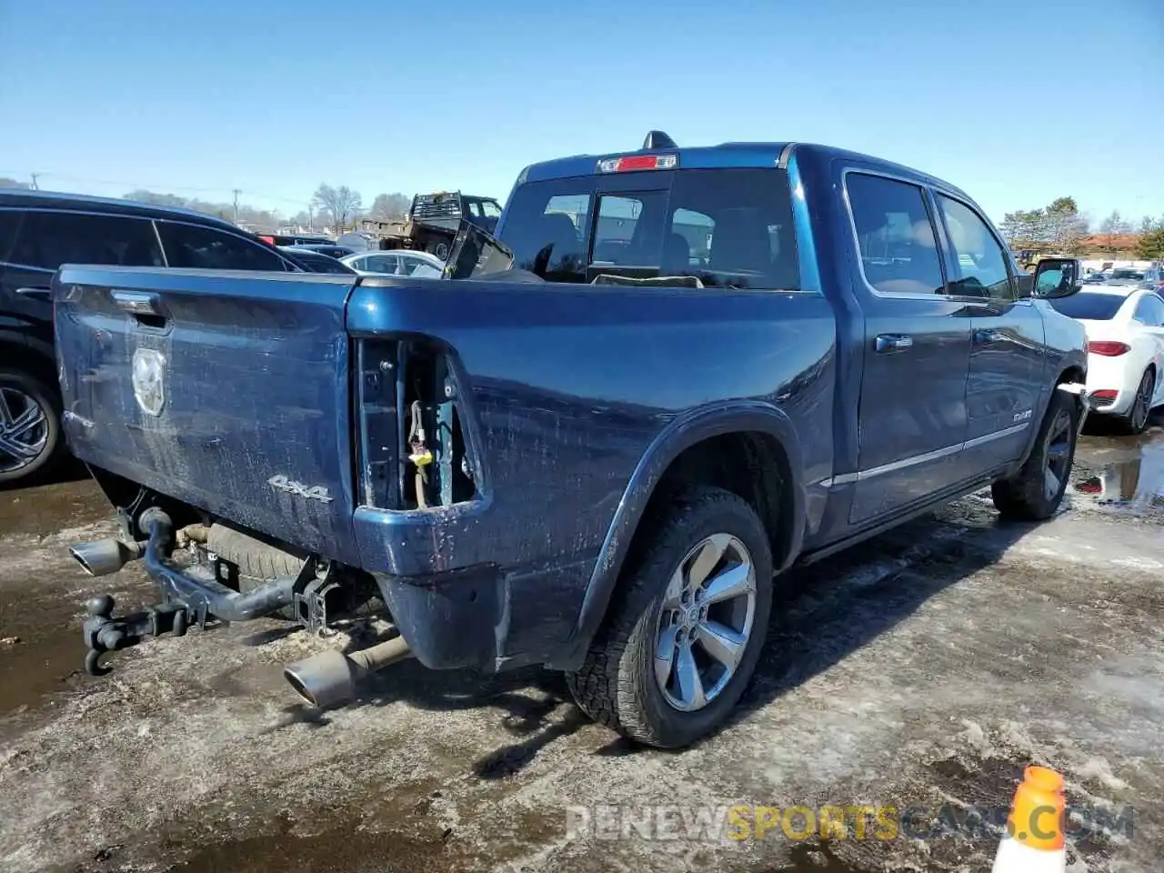 3 Photograph of a damaged car 1C6SRFHT8KN624593 RAM 1500 2019