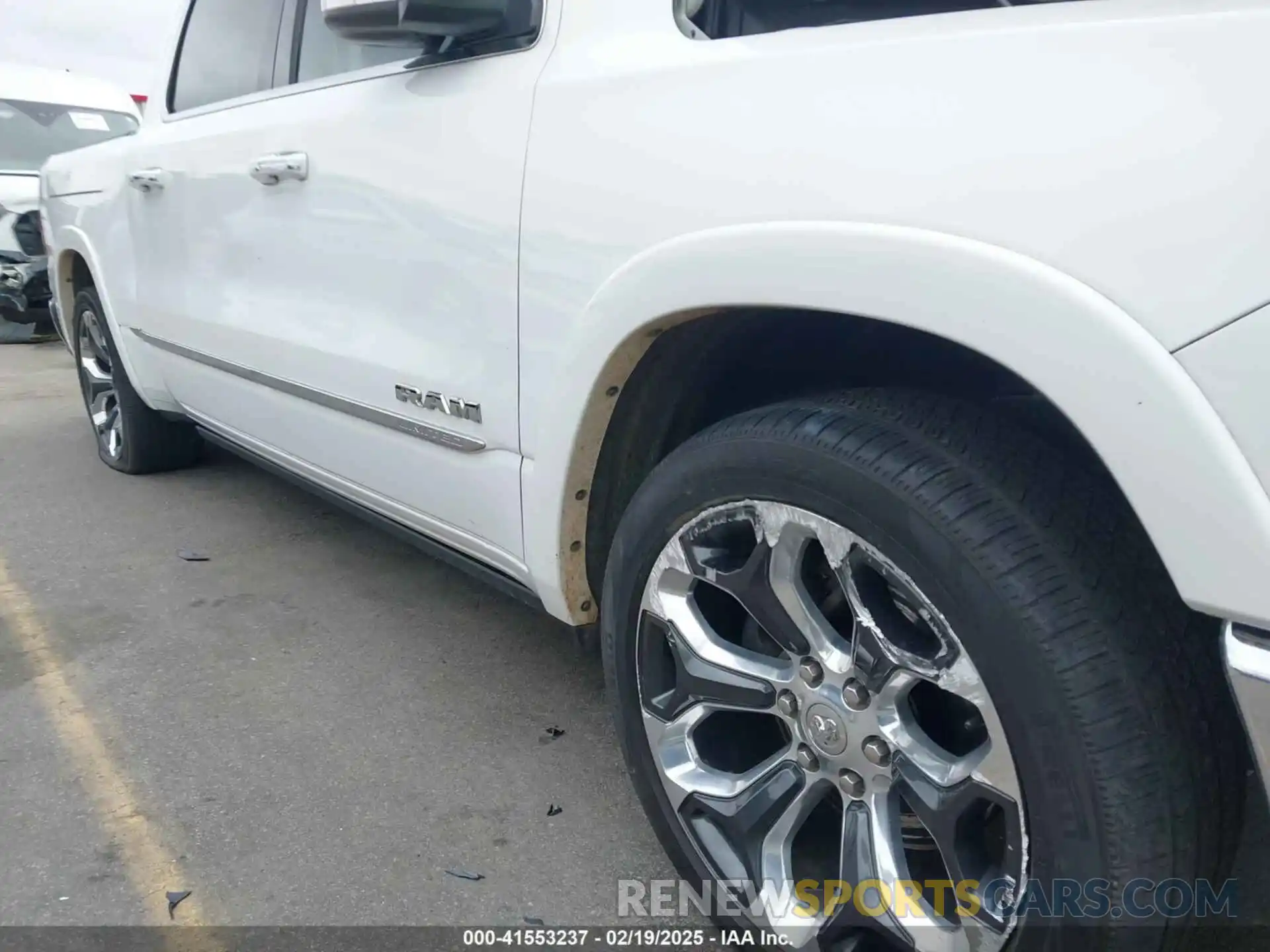 6 Photograph of a damaged car 1C6SRFHT8KN690688 RAM 1500 2019