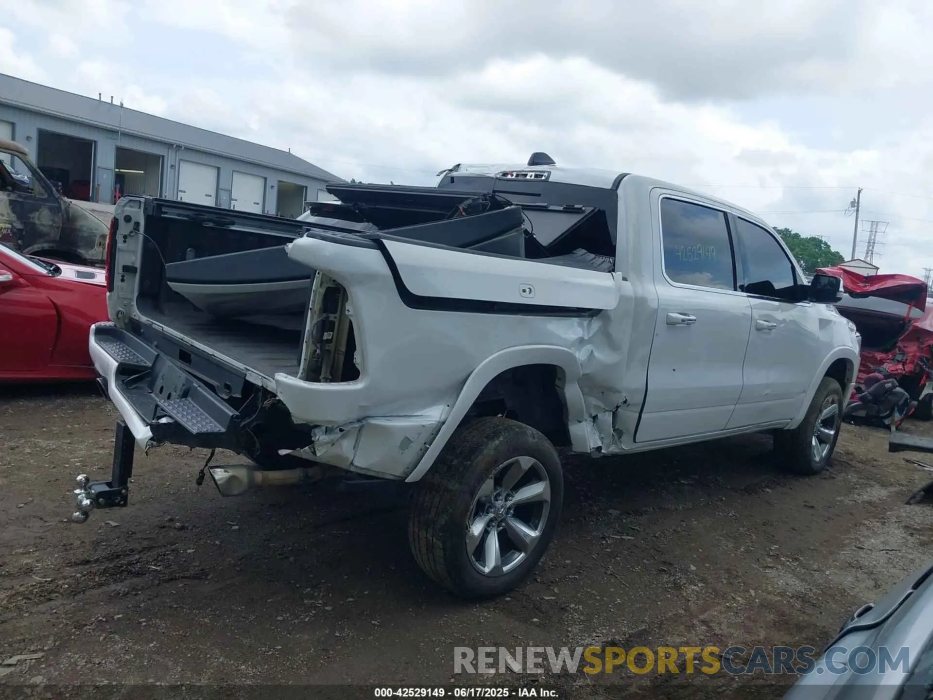 6 Photograph of a damaged car 1C6SRFHT8KN695891 RAM 1500 2019