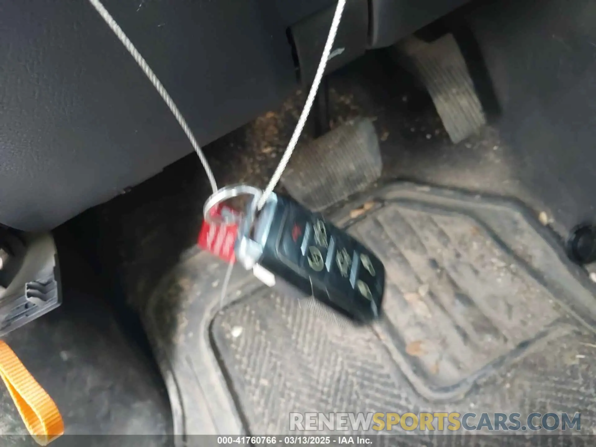 11 Photograph of a damaged car 1C6SRFHT9KN594990 RAM 1500 2019