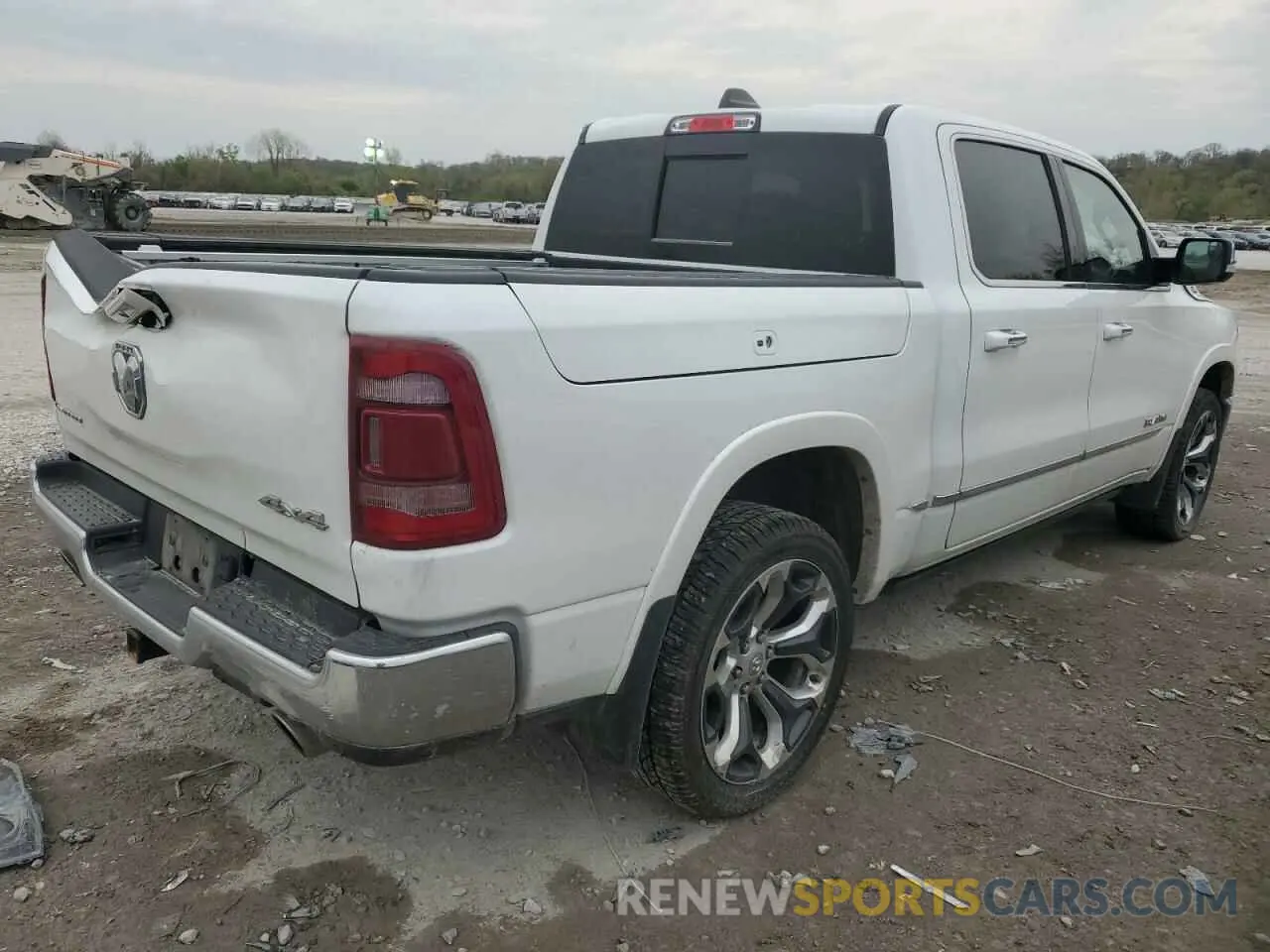 3 Photograph of a damaged car 1C6SRFHT9KN612713 RAM 1500 2019