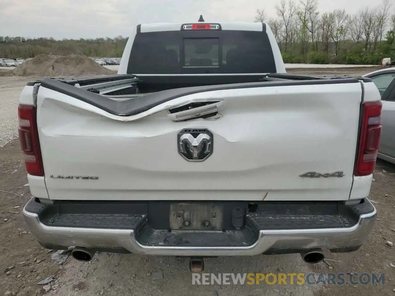 6 Photograph of a damaged car 1C6SRFHT9KN612713 RAM 1500 2019