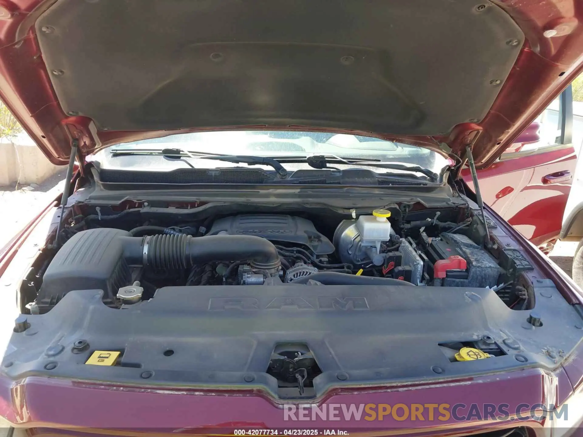 10 Photograph of a damaged car 1C6SRFJT0KN926034 RAM 1500 2019