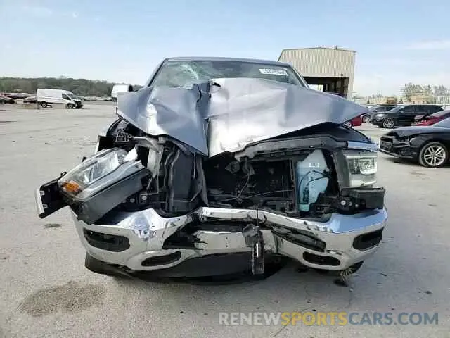 11 Photograph of a damaged car 1C6SRFJT1KN504967 RAM 1500 2019