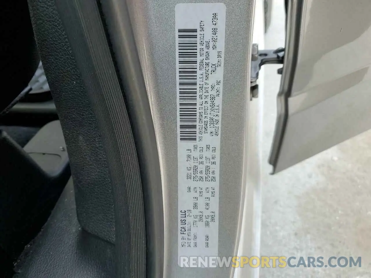 15 Photograph of a damaged car 1C6SRFJT1KN504967 RAM 1500 2019