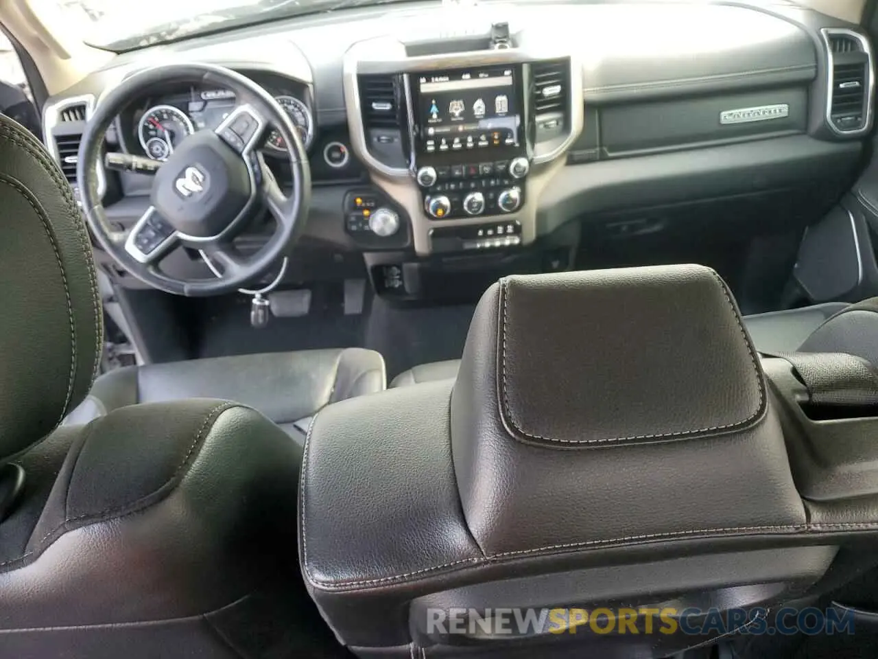 8 Photograph of a damaged car 1C6SRFJT1KN504967 RAM 1500 2019