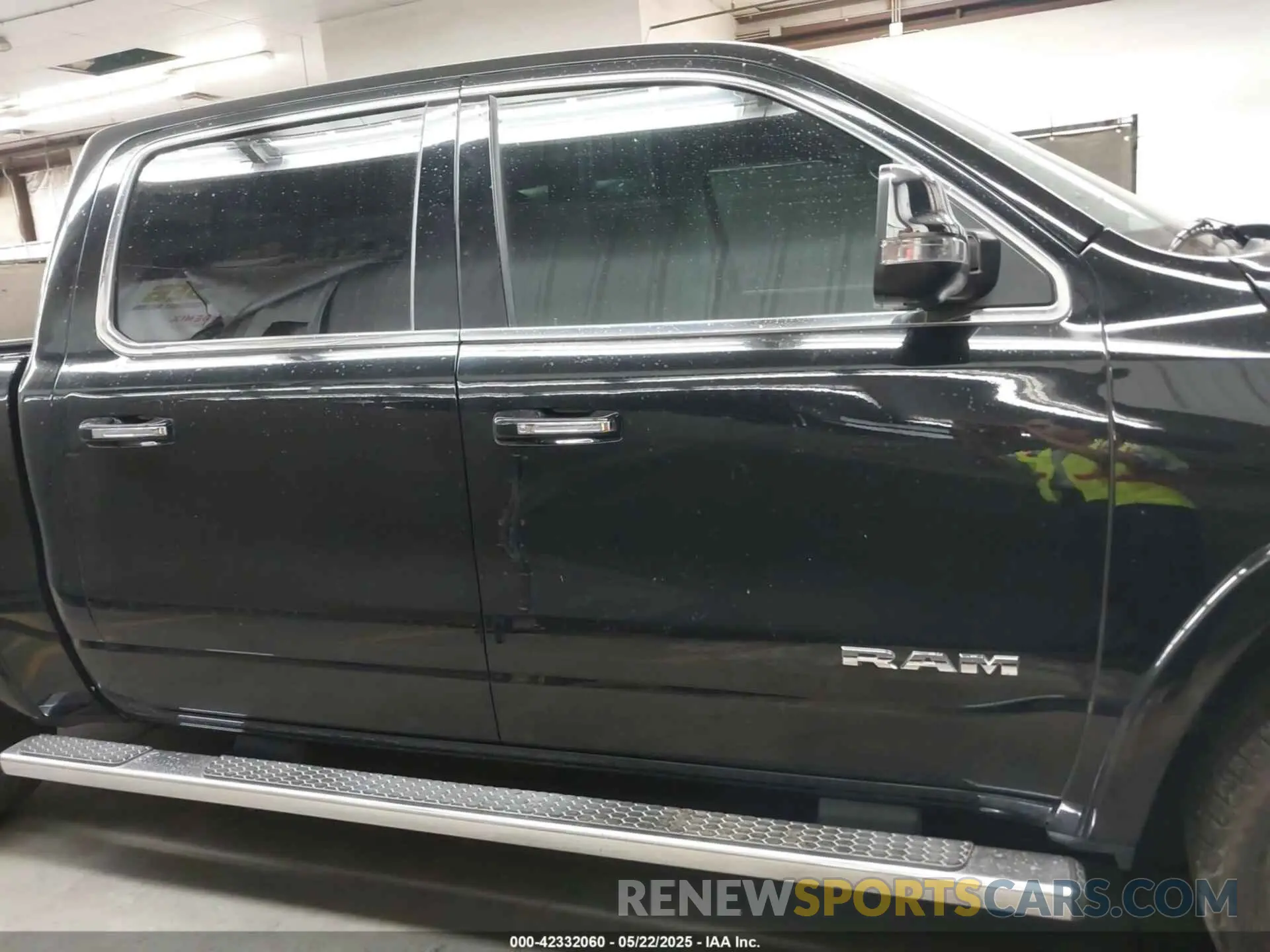13 Photograph of a damaged car 1C6SRFJT1KN517279 RAM 1500 2019