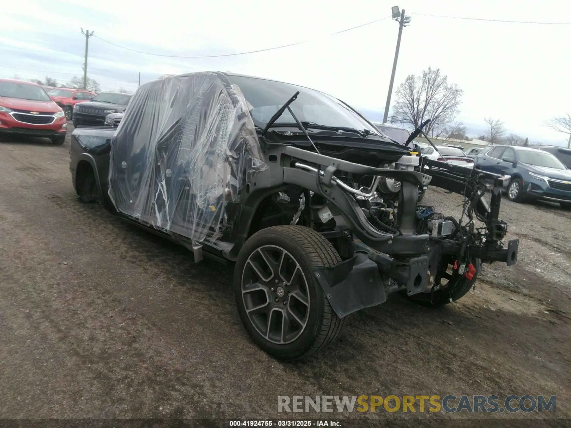 1 Photograph of a damaged car 1C6SRFJT2KN772541 RAM 1500 2019