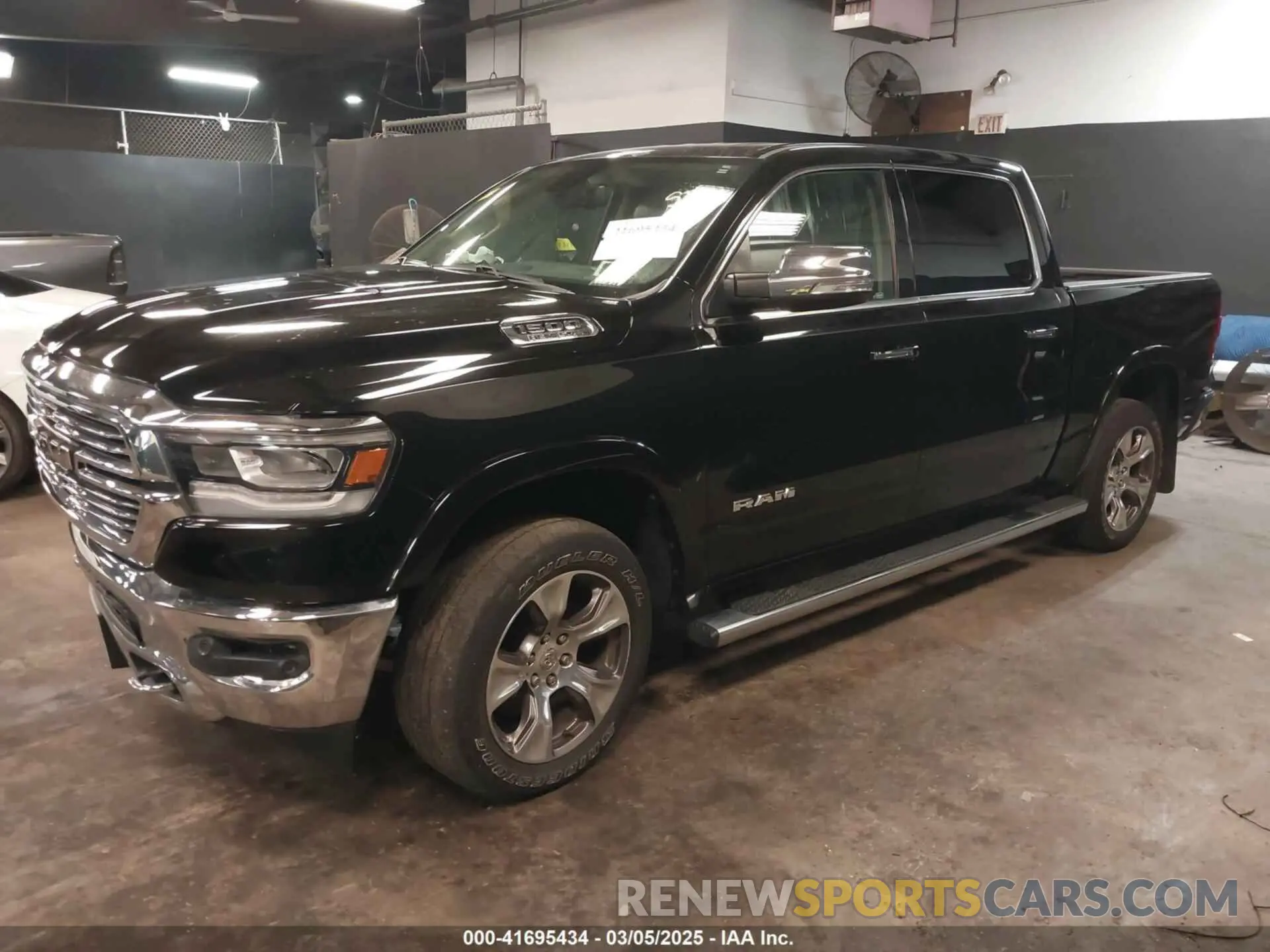 2 Photograph of a damaged car 1C6SRFJT3KN553829 RAM 1500 2019