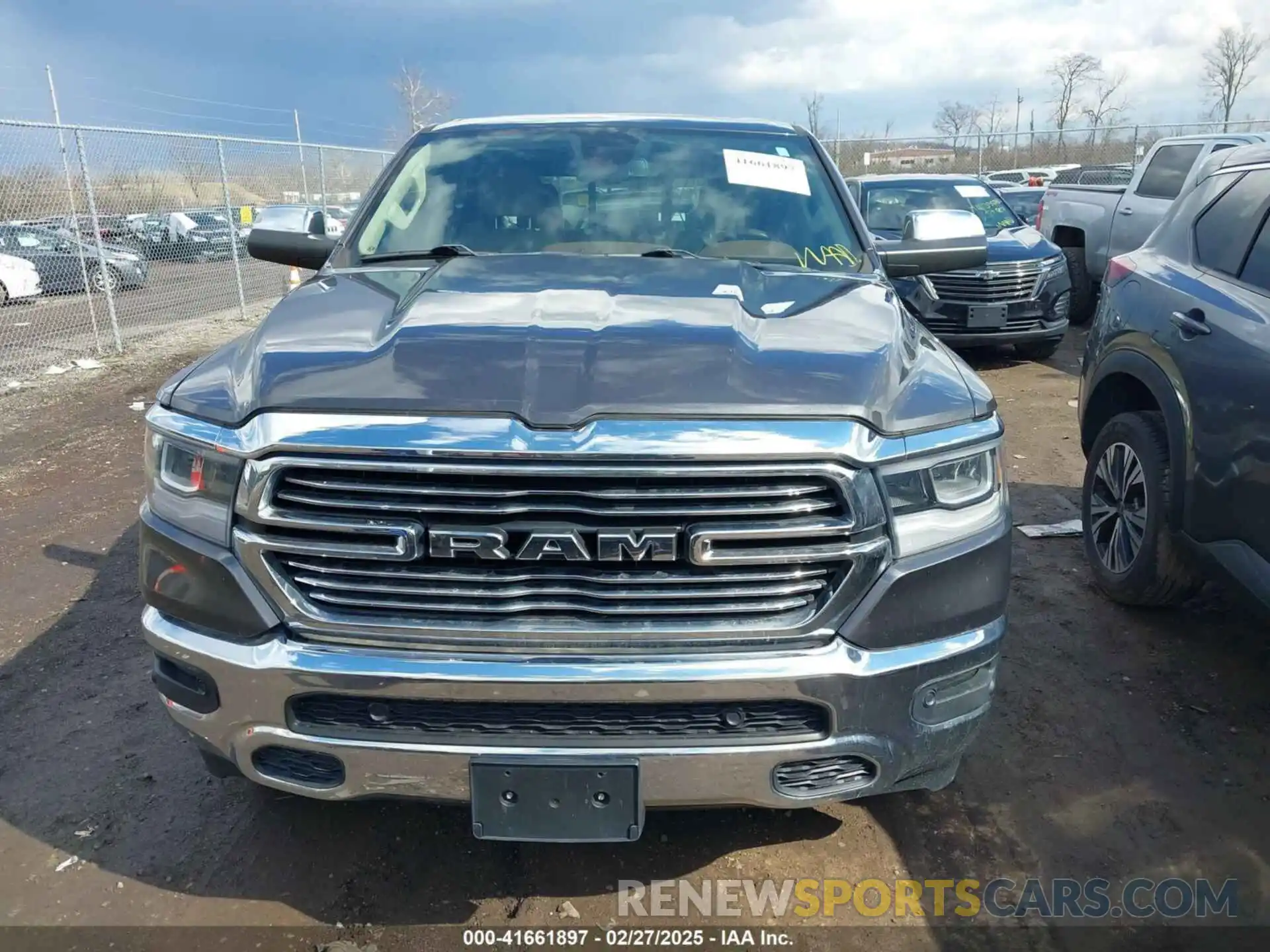 12 Photograph of a damaged car 1C6SRFJT3KN598804 RAM 1500 2019