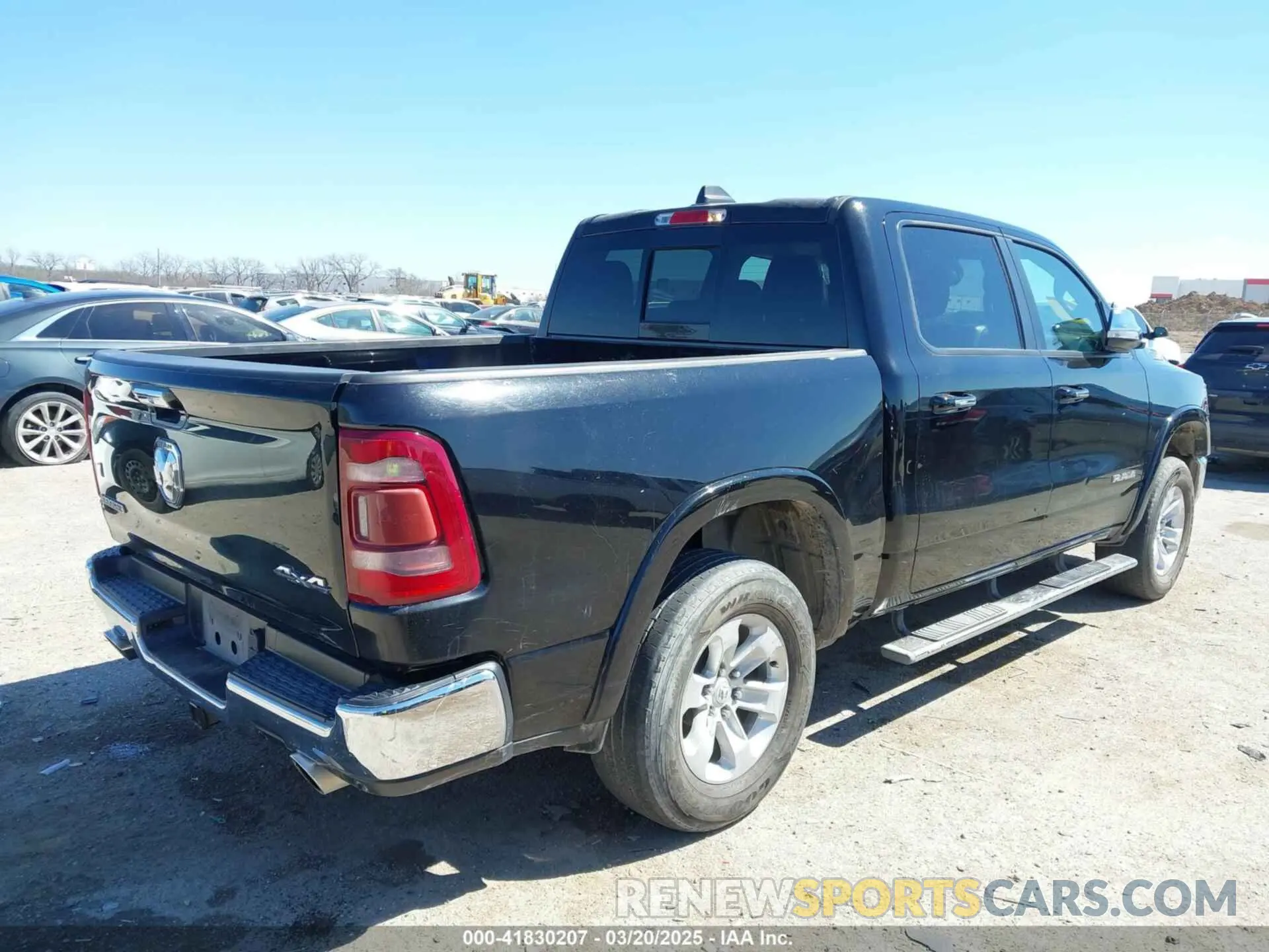 4 Photograph of a damaged car 1C6SRFJT3KN623670 RAM 1500 2019