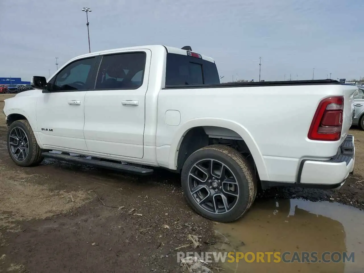 2 Photograph of a damaged car 1C6SRFJT3KN786593 RAM 1500 2019