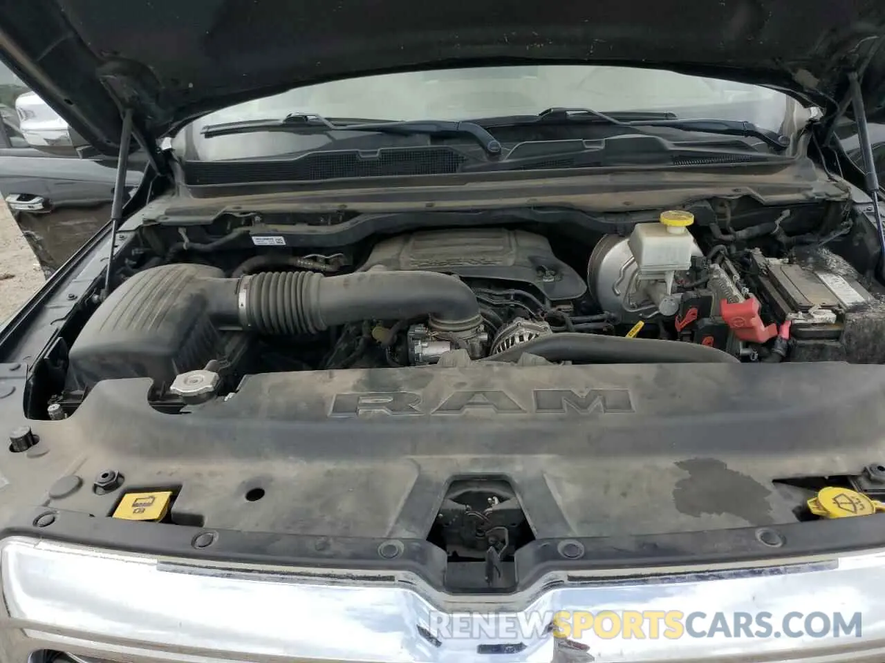 11 Photograph of a damaged car 1C6SRFJT3KN862510 RAM 1500 2019