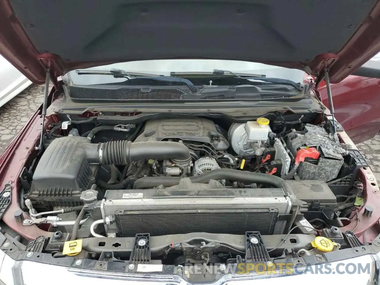 11 Photograph of a damaged car 1C6SRFJT4KN520838 RAM 1500 2019