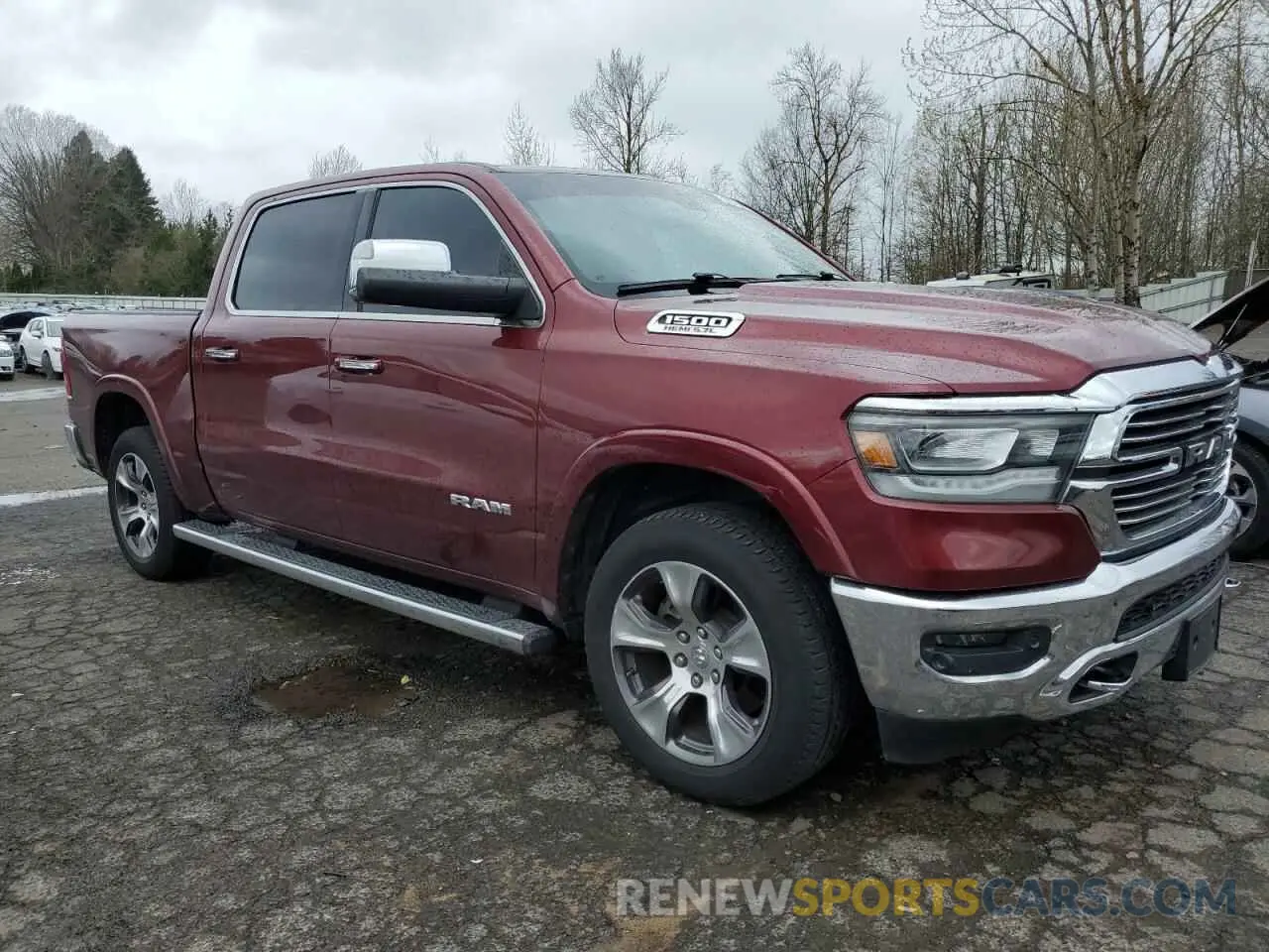 4 Photograph of a damaged car 1C6SRFJT4KN520838 RAM 1500 2019