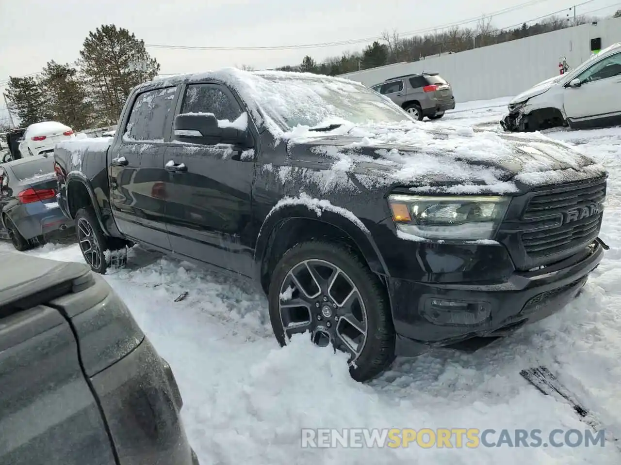 4 Photograph of a damaged car 1C6SRFJT4KN610944 RAM 1500 2019