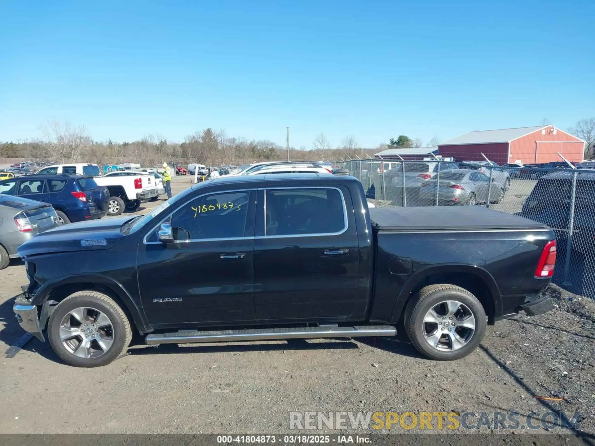 14 Photograph of a damaged car 1C6SRFJT4KN652093 RAM 1500 2019