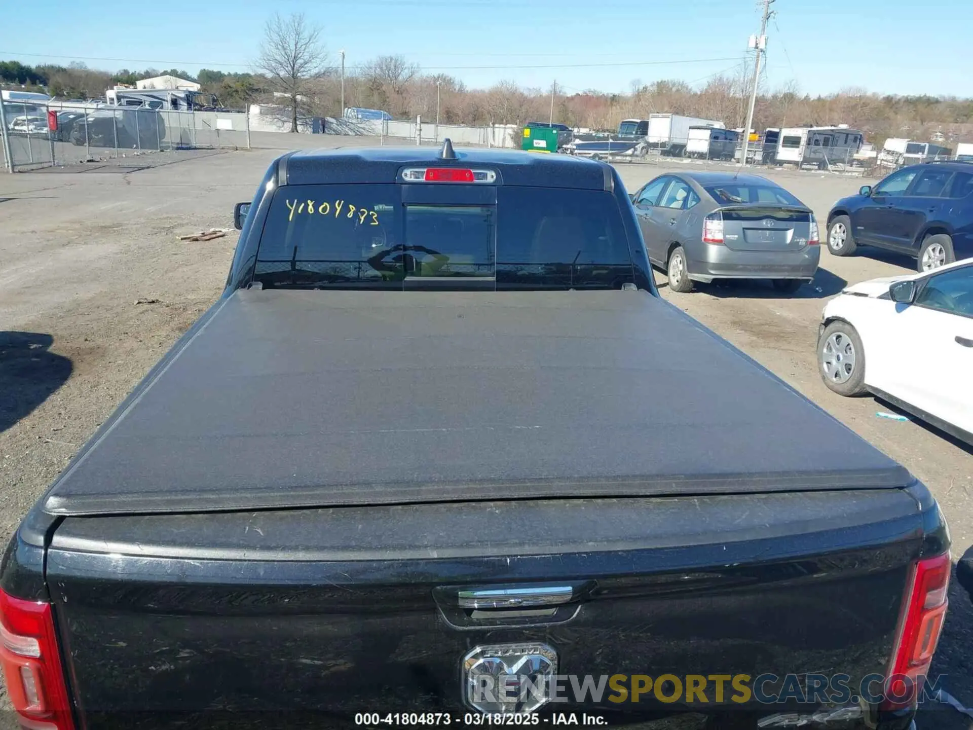16 Photograph of a damaged car 1C6SRFJT4KN652093 RAM 1500 2019