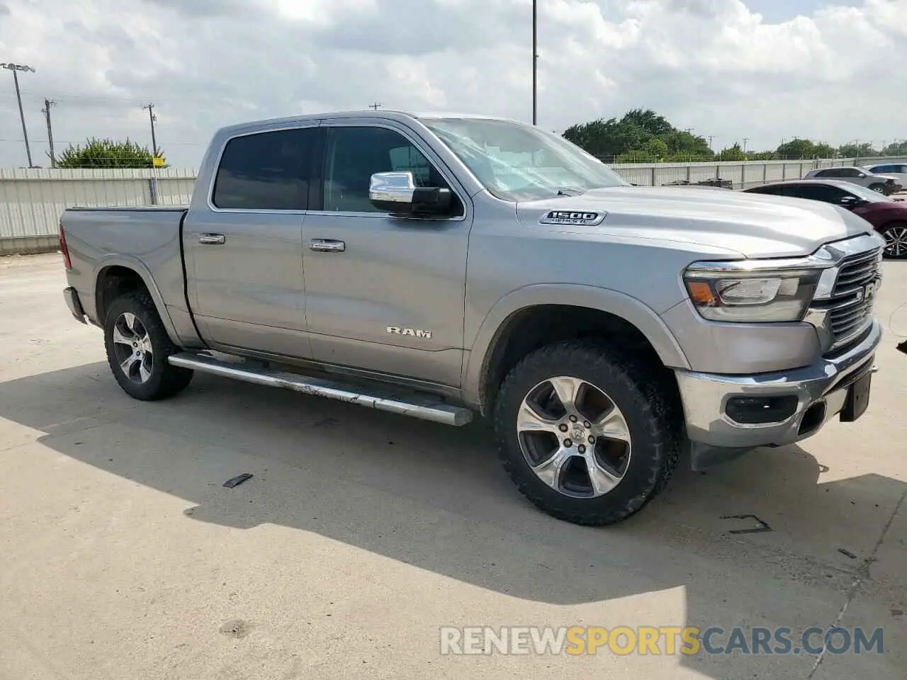 4 Photograph of a damaged car 1C6SRFJT5KN515938 RAM 1500 2019