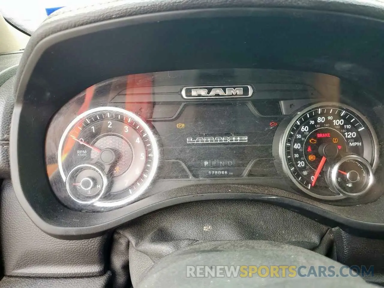 9 Photograph of a damaged car 1C6SRFJT5KN515938 RAM 1500 2019