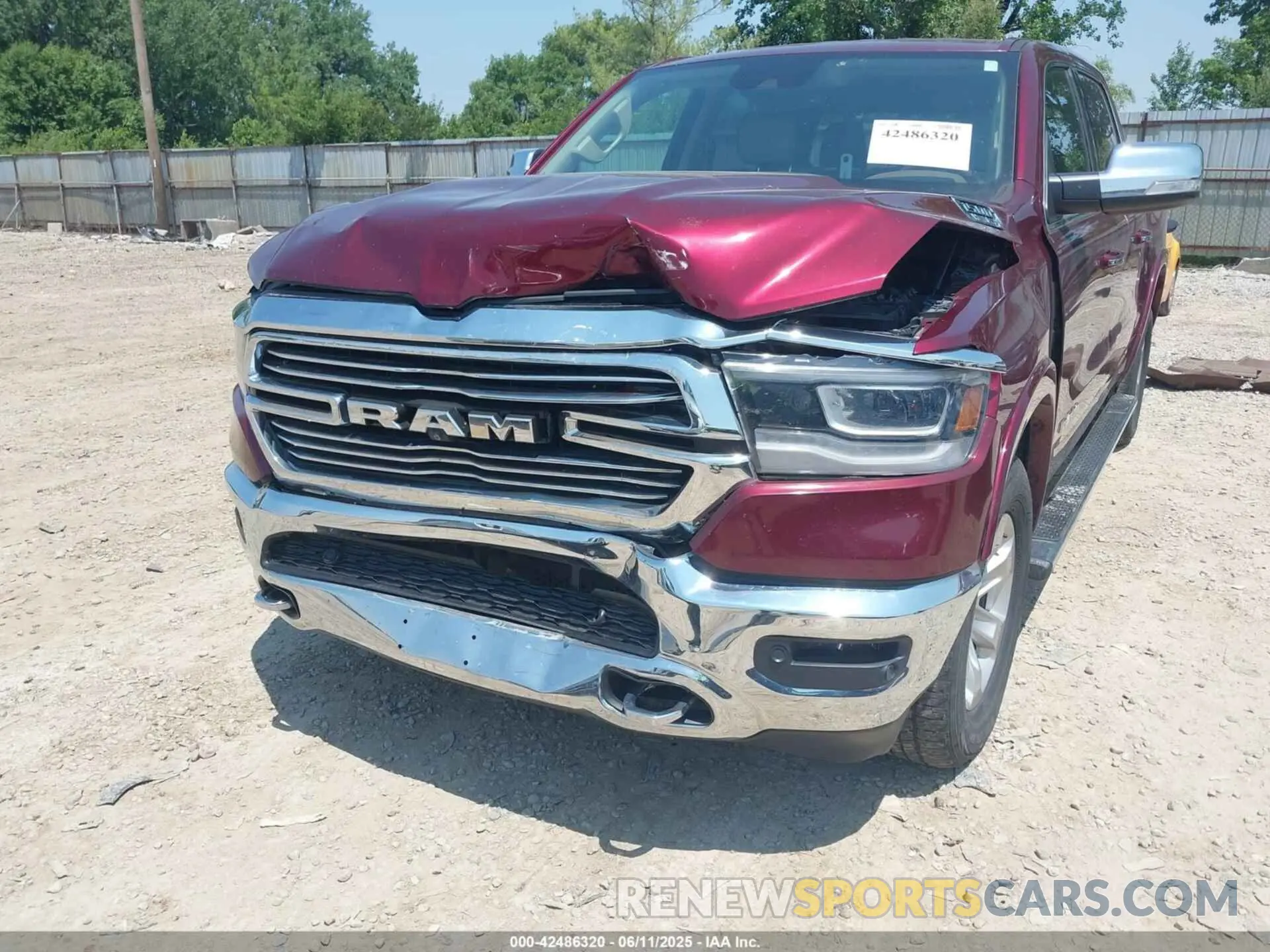 6 Photograph of a damaged car 1C6SRFJT5KN622696 RAM 1500 2019
