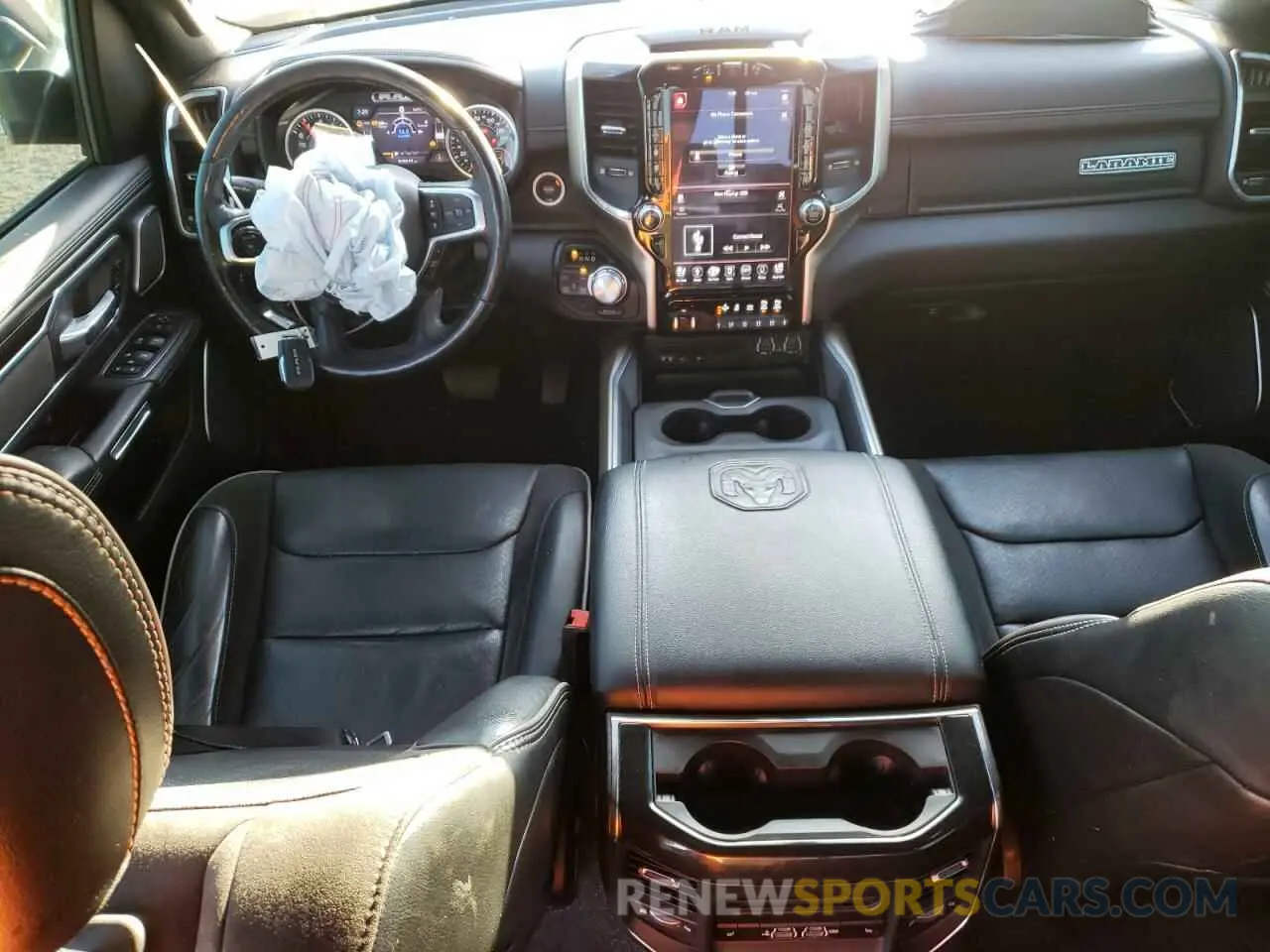 8 Photograph of a damaged car 1C6SRFJT5KN625615 RAM 1500 2019