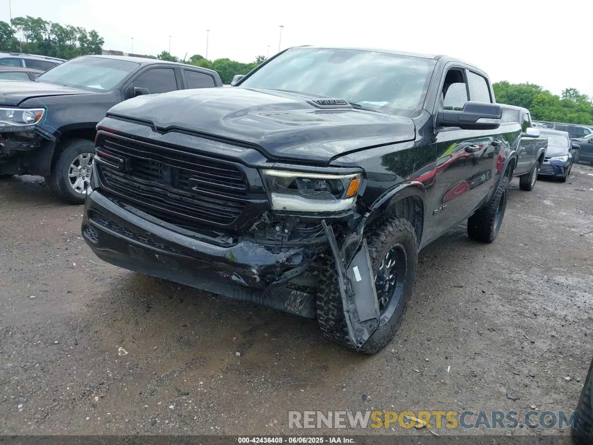 6 Photograph of a damaged car 1C6SRFJT5KN676919 RAM 1500 2019