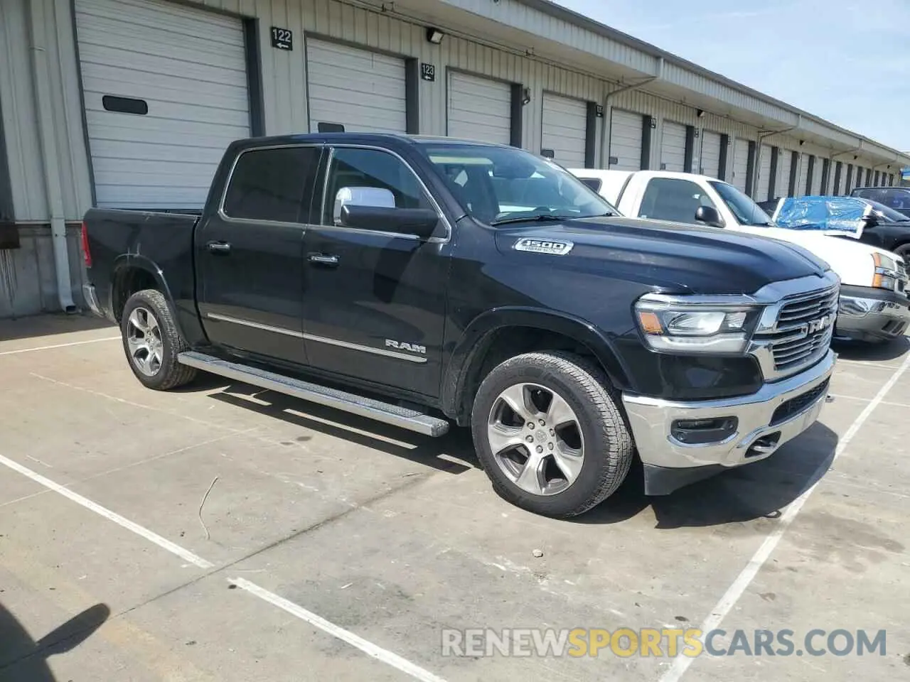 4 Photograph of a damaged car 1C6SRFJT5KN913330 RAM 1500 2019