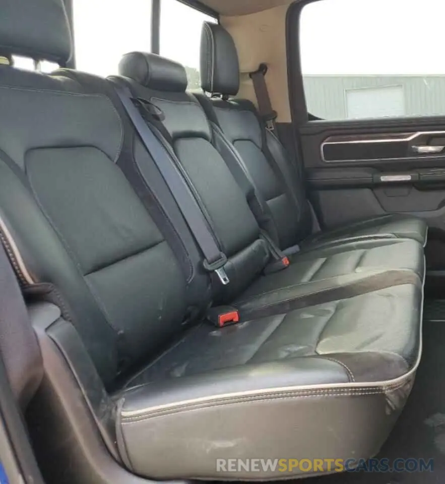 10 Photograph of a damaged car 1C6SRFJT6KN640575 RAM 1500 2019
