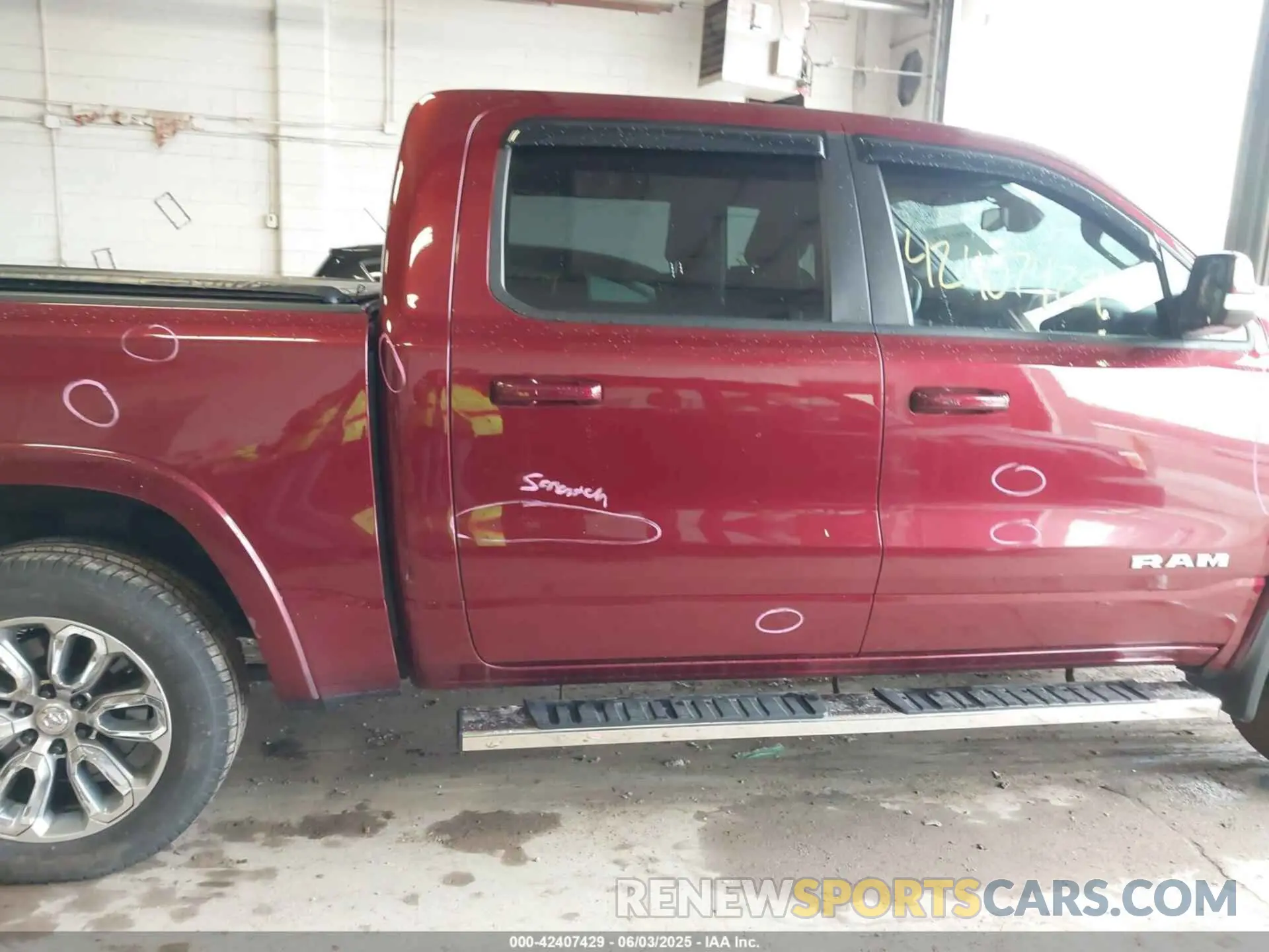 14 Photograph of a damaged car 1C6SRFJT6KN787172 RAM 1500 2019