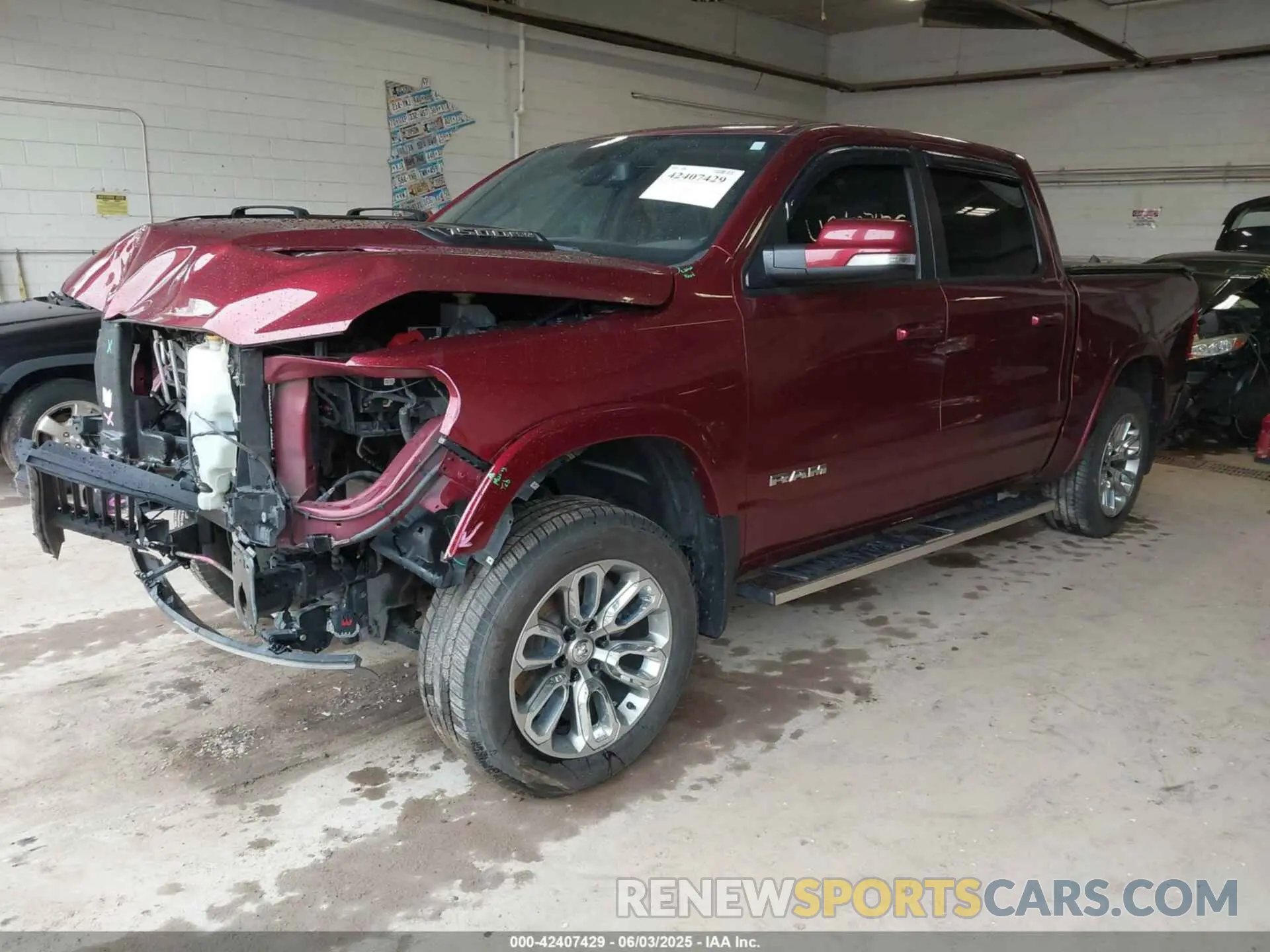 2 Photograph of a damaged car 1C6SRFJT6KN787172 RAM 1500 2019