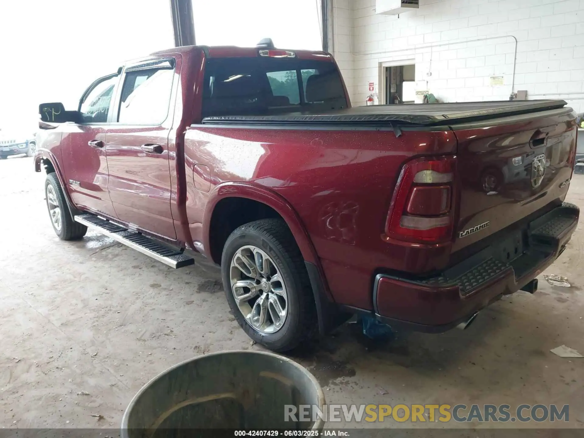 3 Photograph of a damaged car 1C6SRFJT6KN787172 RAM 1500 2019