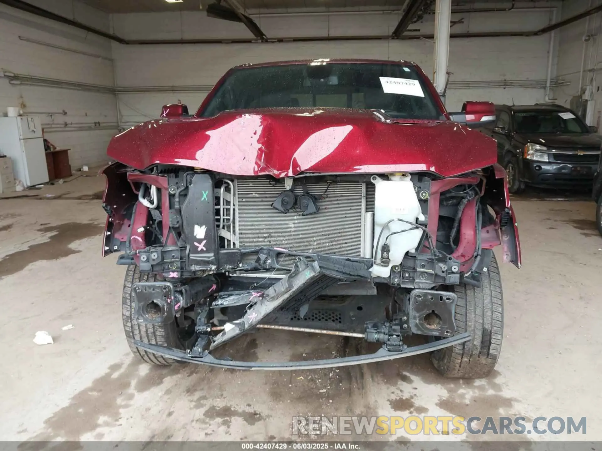 6 Photograph of a damaged car 1C6SRFJT6KN787172 RAM 1500 2019