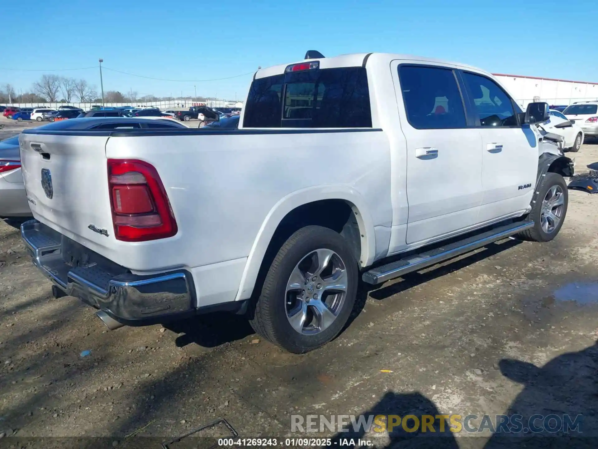 4 Photograph of a damaged car 1C6SRFJT6KN909240 RAM 1500 2019