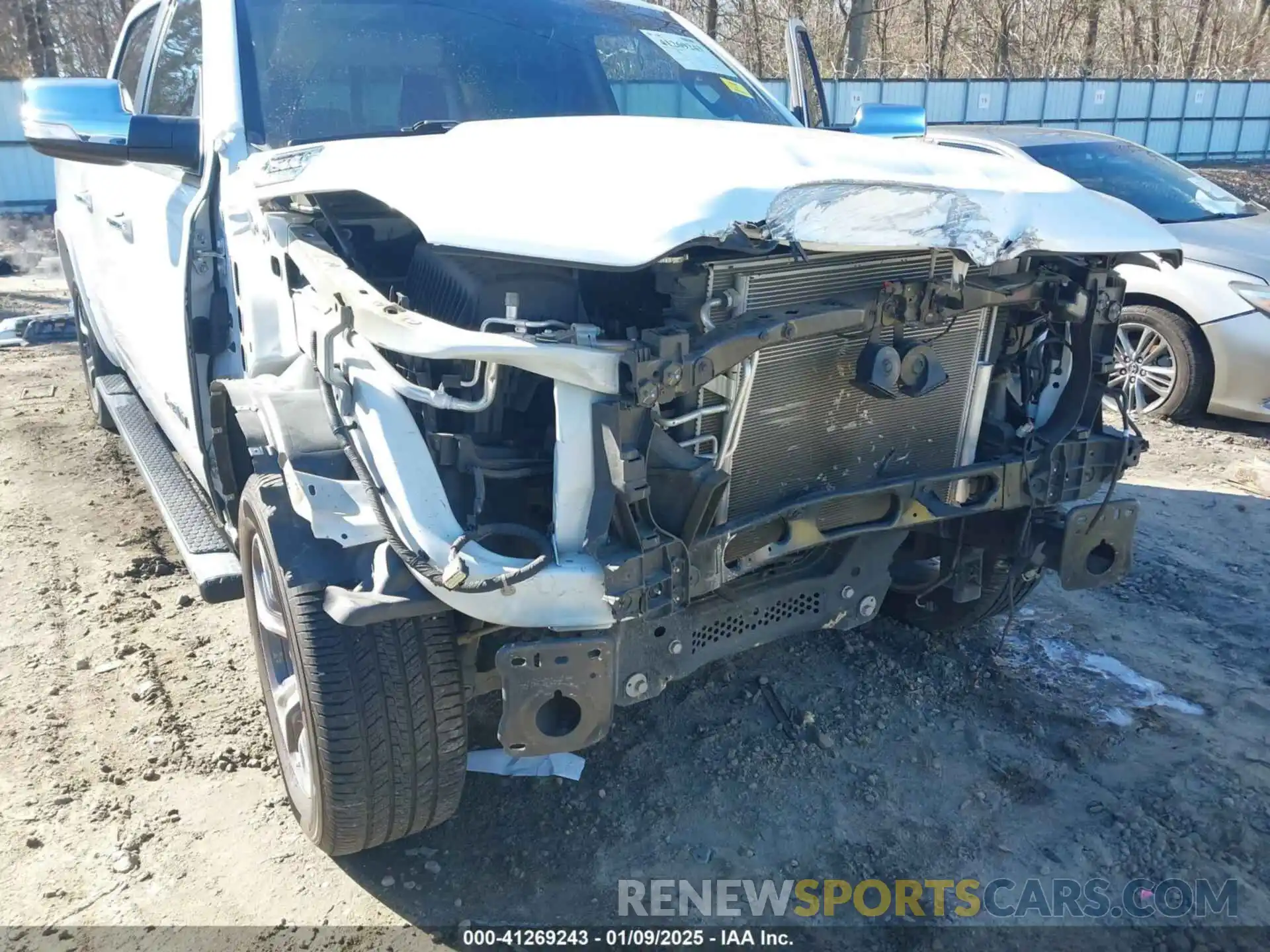 6 Photograph of a damaged car 1C6SRFJT6KN909240 RAM 1500 2019