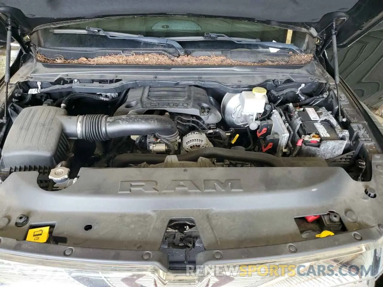 11 Photograph of a damaged car 1C6SRFJT7KN521725 RAM 1500 2019