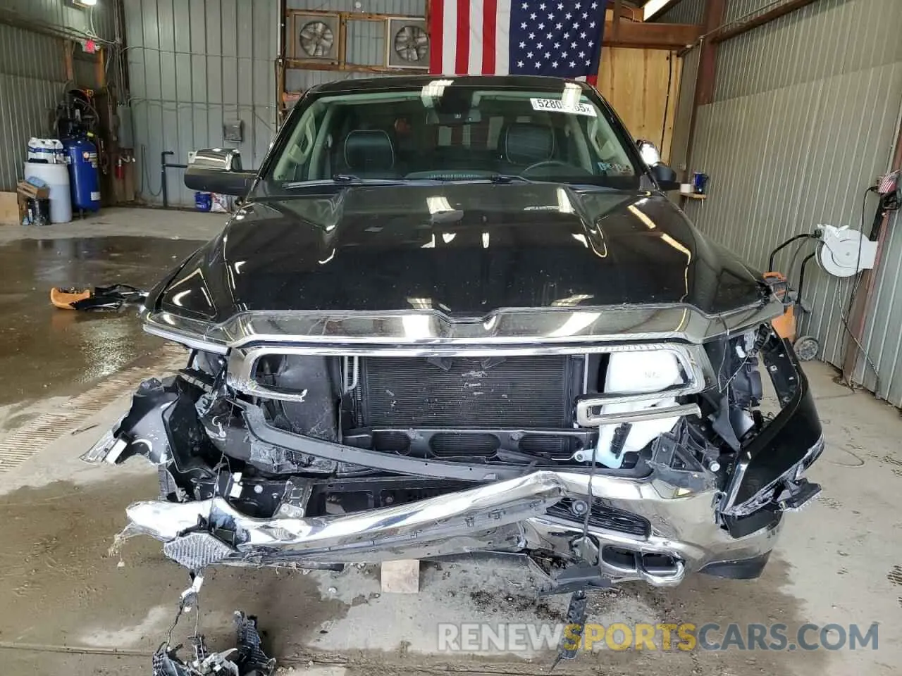 5 Photograph of a damaged car 1C6SRFJT7KN521725 RAM 1500 2019
