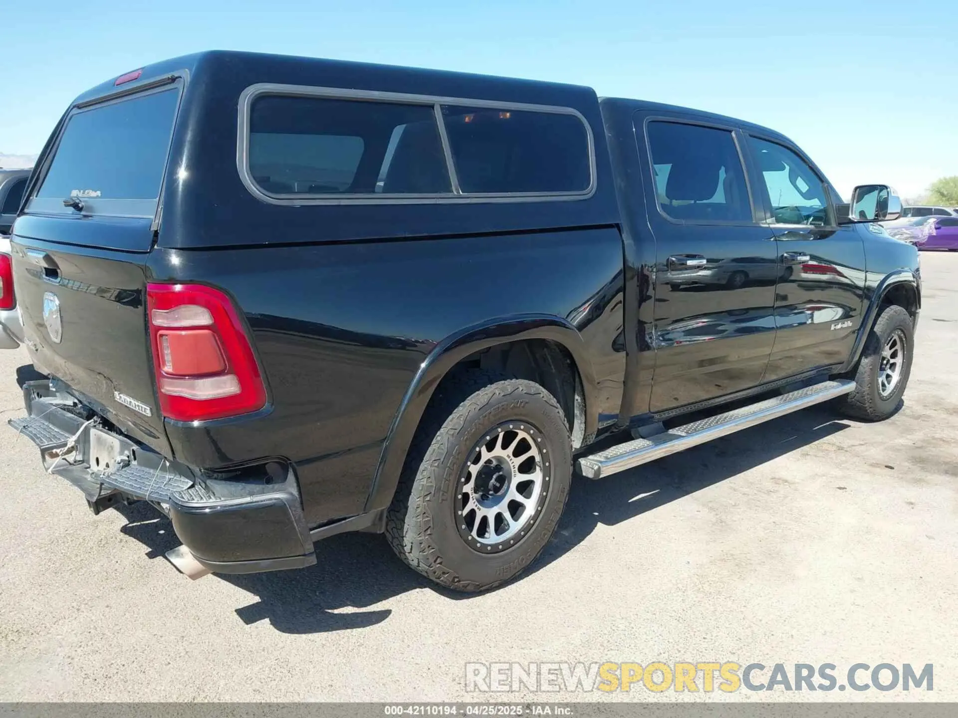 4 Photograph of a damaged car 1C6SRFJT8KN554619 RAM 1500 2019