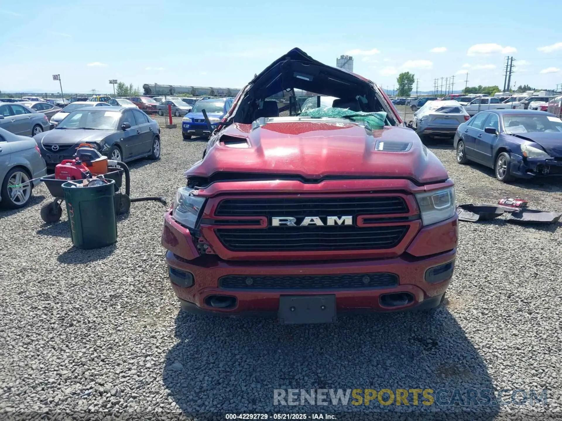 12 Photograph of a damaged car 1C6SRFJT9KN584180 RAM 1500 2019
