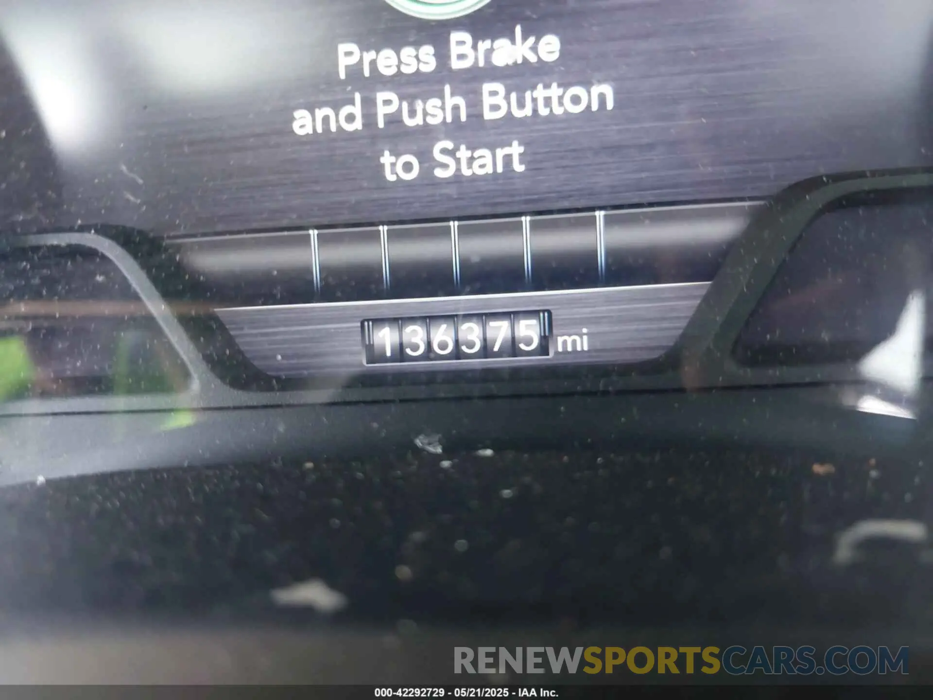 15 Photograph of a damaged car 1C6SRFJT9KN584180 RAM 1500 2019