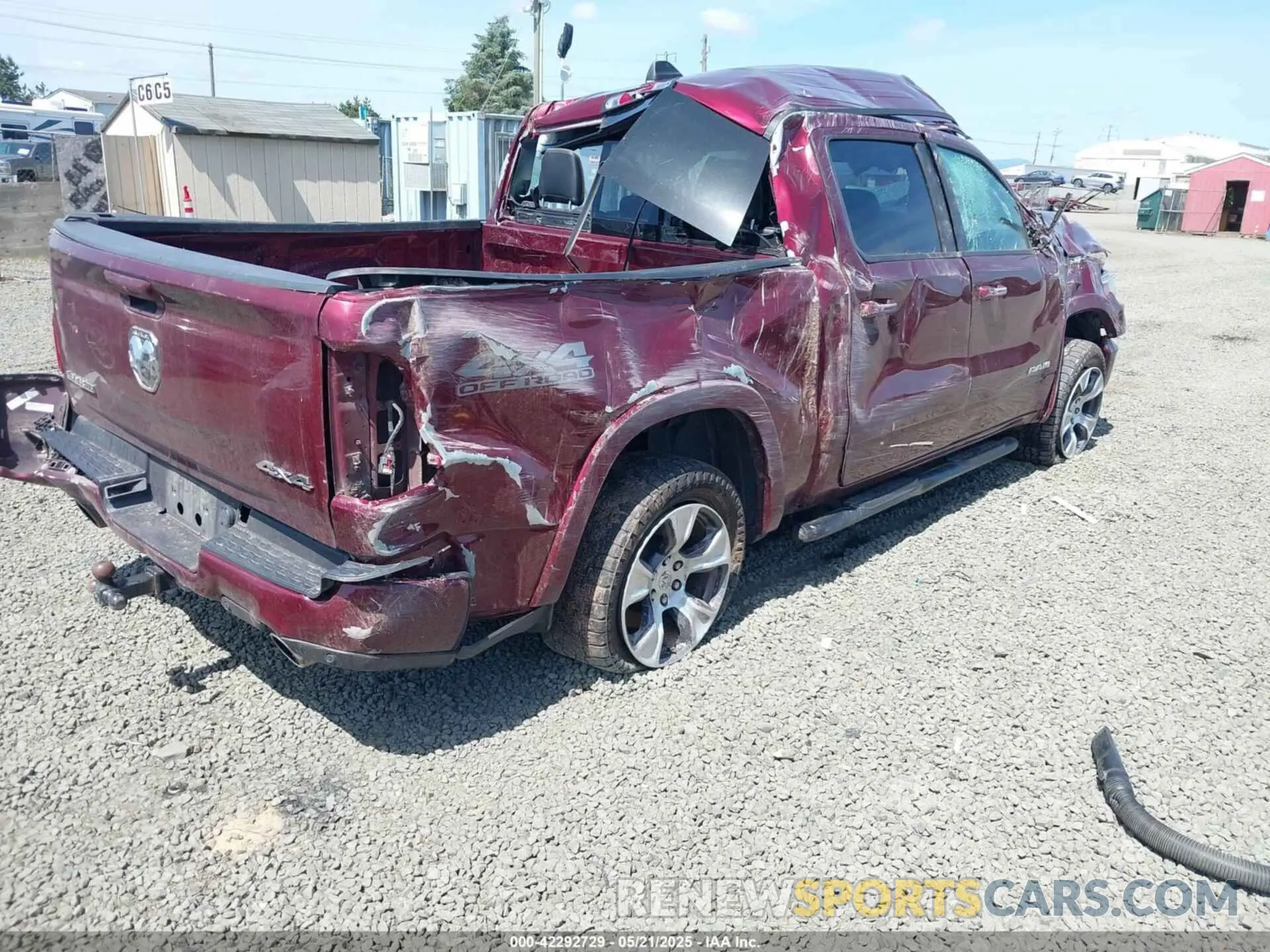 4 Photograph of a damaged car 1C6SRFJT9KN584180 RAM 1500 2019