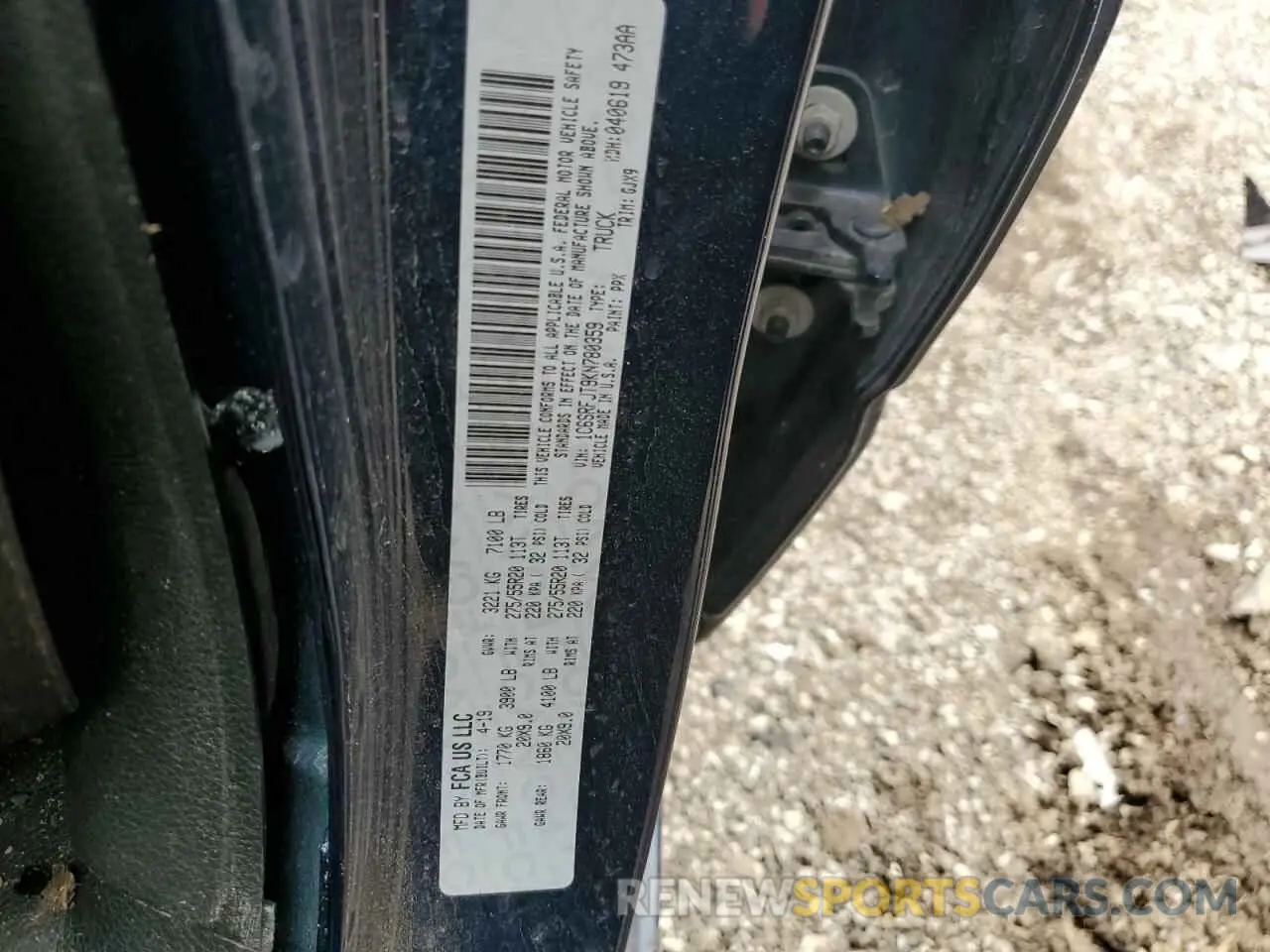 12 Photograph of a damaged car 1C6SRFJT9KN780359 RAM 1500 2019