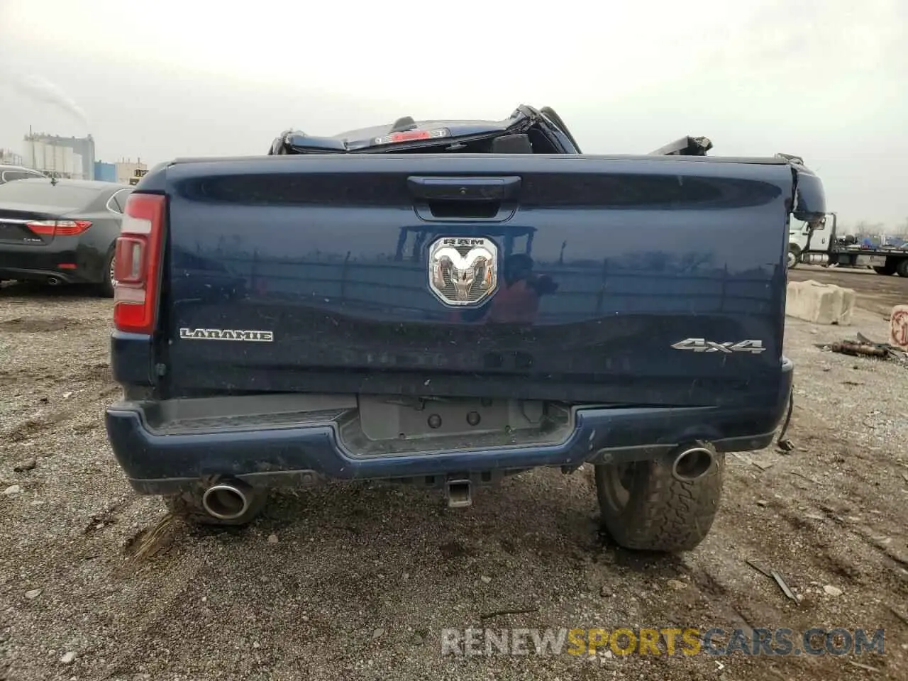 6 Photograph of a damaged car 1C6SRFJT9KN780359 RAM 1500 2019