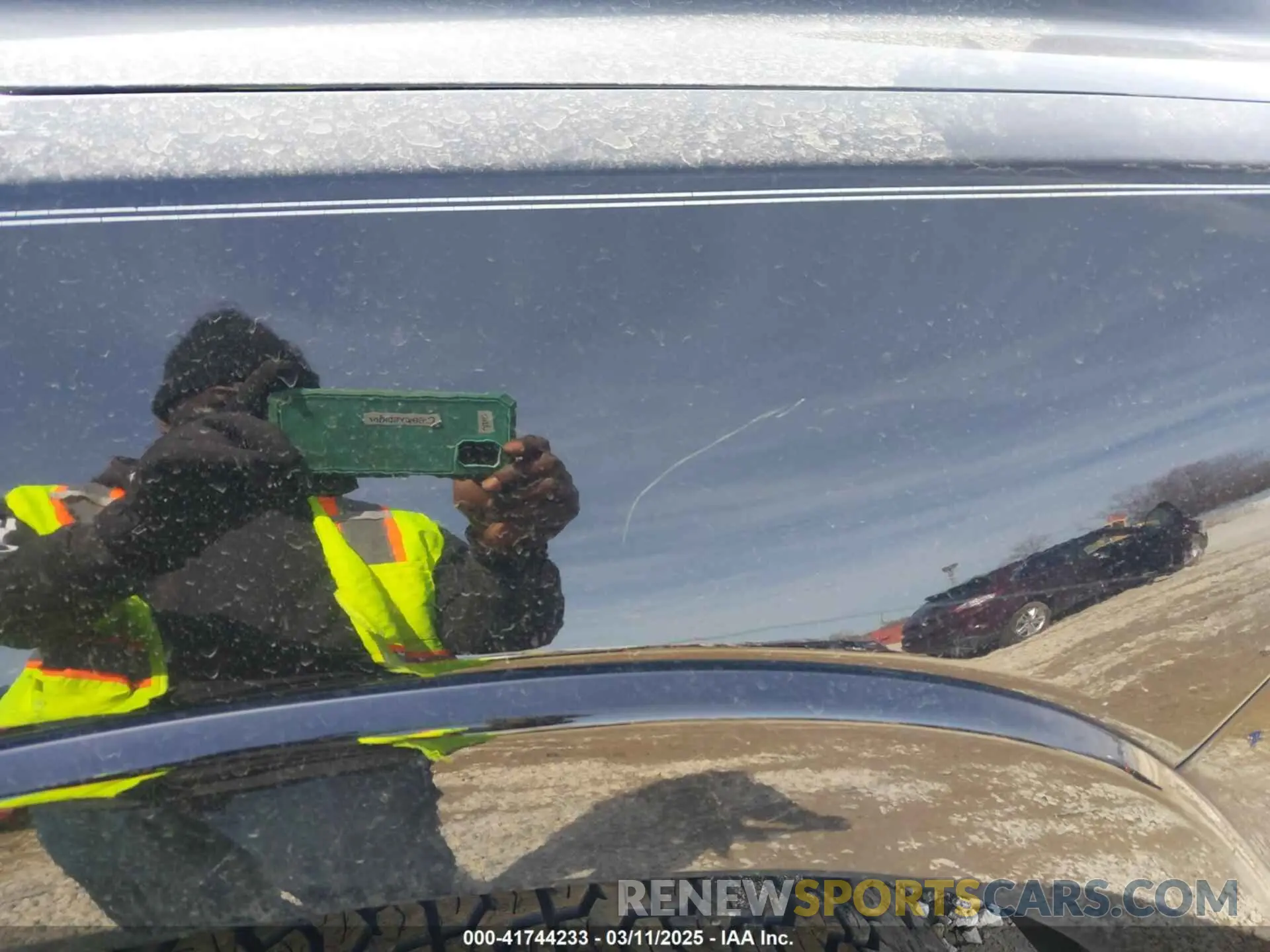 21 Photograph of a damaged car 1C6SRFJT9KN881854 RAM 1500 2019