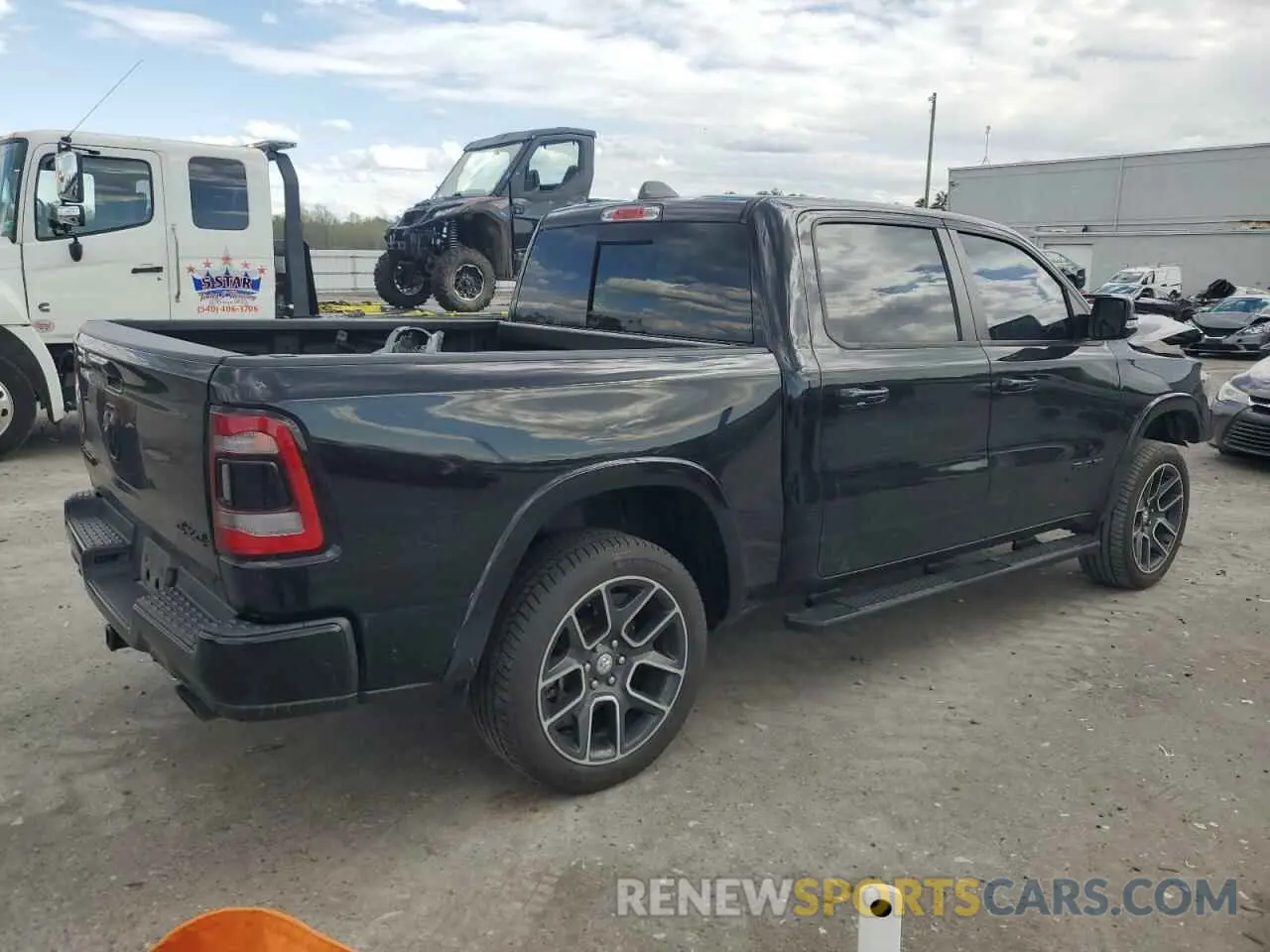 3 Photograph of a damaged car 1C6SRFJT9KN902833 RAM 1500 2019